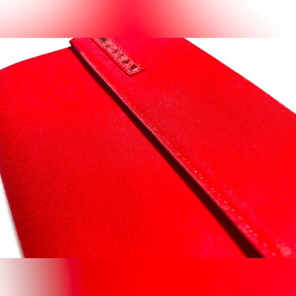 PRADA VINTAGE POCONO NYLON SPORT WALLET - Picture 4 of 15